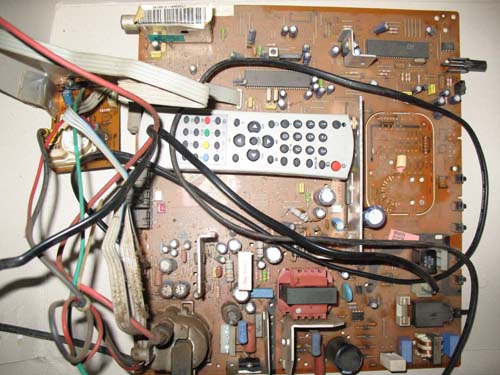 برای دیدن سایز بزرگ روی عکس کلیک کنید

نام:  CHASSIS 11AK30-A11 (VESTEL.jpg
مشاهده: 13
حجم:  70.6 کیلو بایت